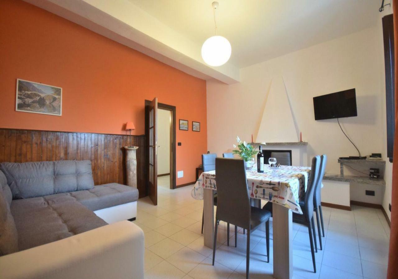 הוילה Perledo Casa Angela מראה חיצוני תמונה