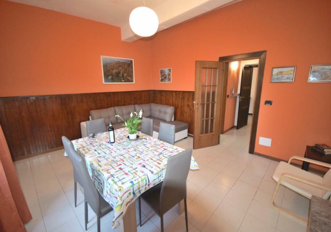 הוילה Perledo Casa Angela מראה חיצוני תמונה